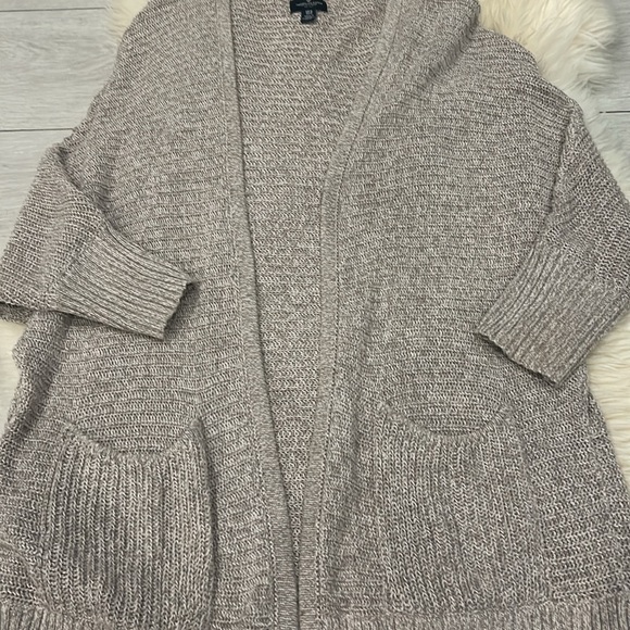 American Eagle Outfitters Beige Light Brown 3/4 Sleeve Long Cardigan Size XS/S - Picture 2 of 7
